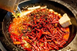 A Local Hotpot Night in Chongqing — Spice, Streets, and Late-Night Conversation