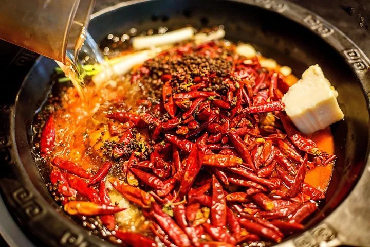 A Local Hotpot Night in Chongqing — Spice, Streets, and Late-Night Conversation