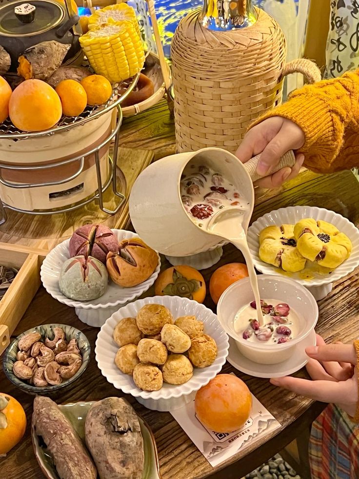 The 10 Tastings of Chongqing — Mountain-City Street Food