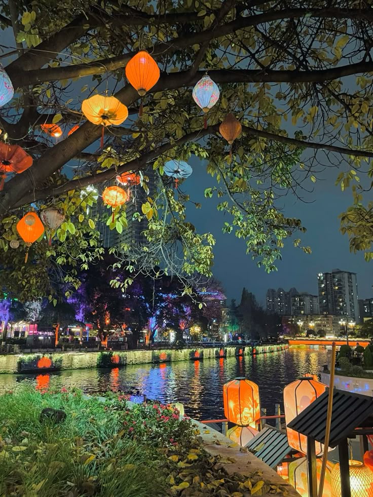 Jinjiang River Night Walk in Chengdu — Lights, Water, and the City After Dark