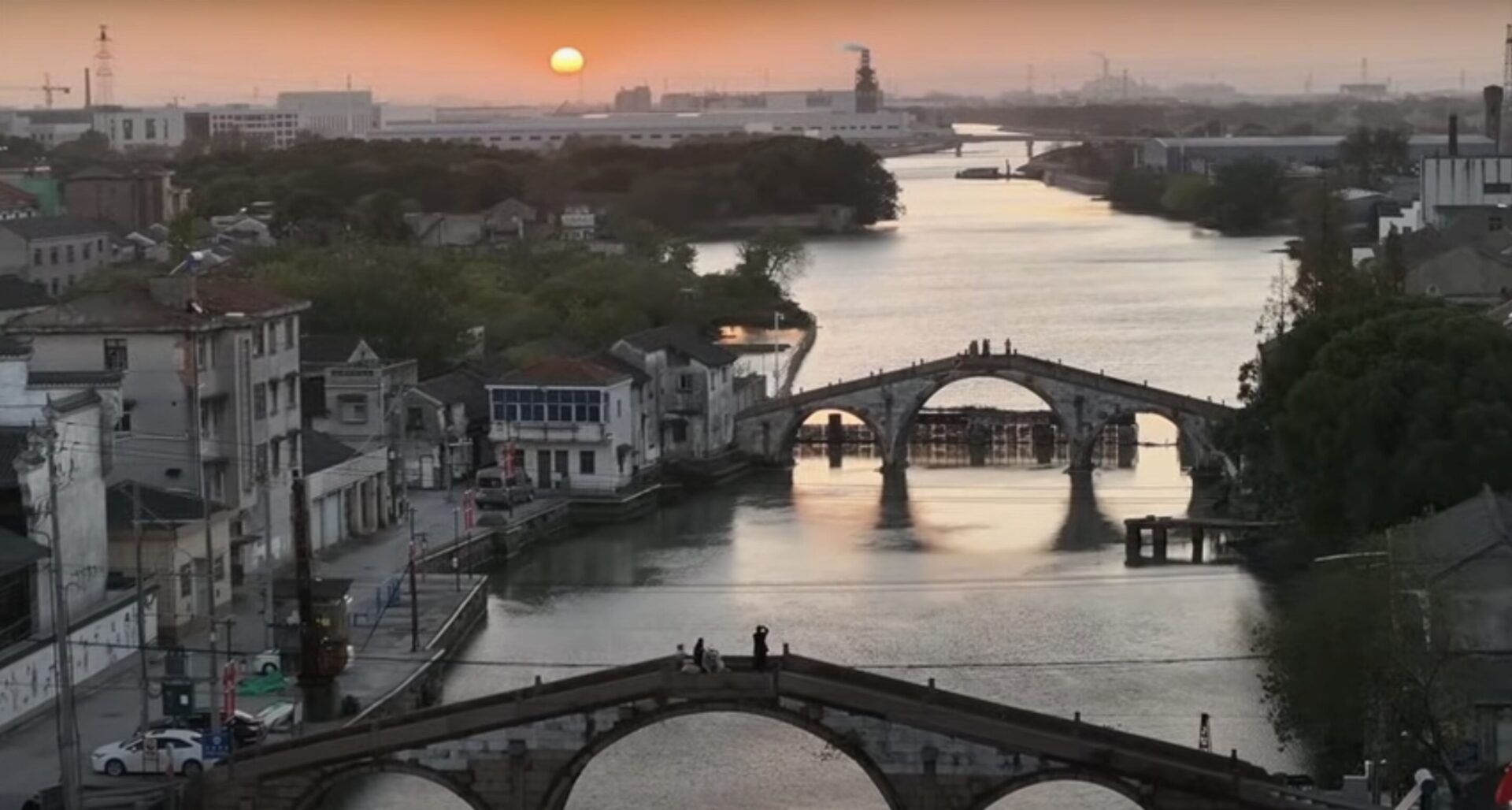 The Water Towns — Wuzhen, and the Quieter Alternatives