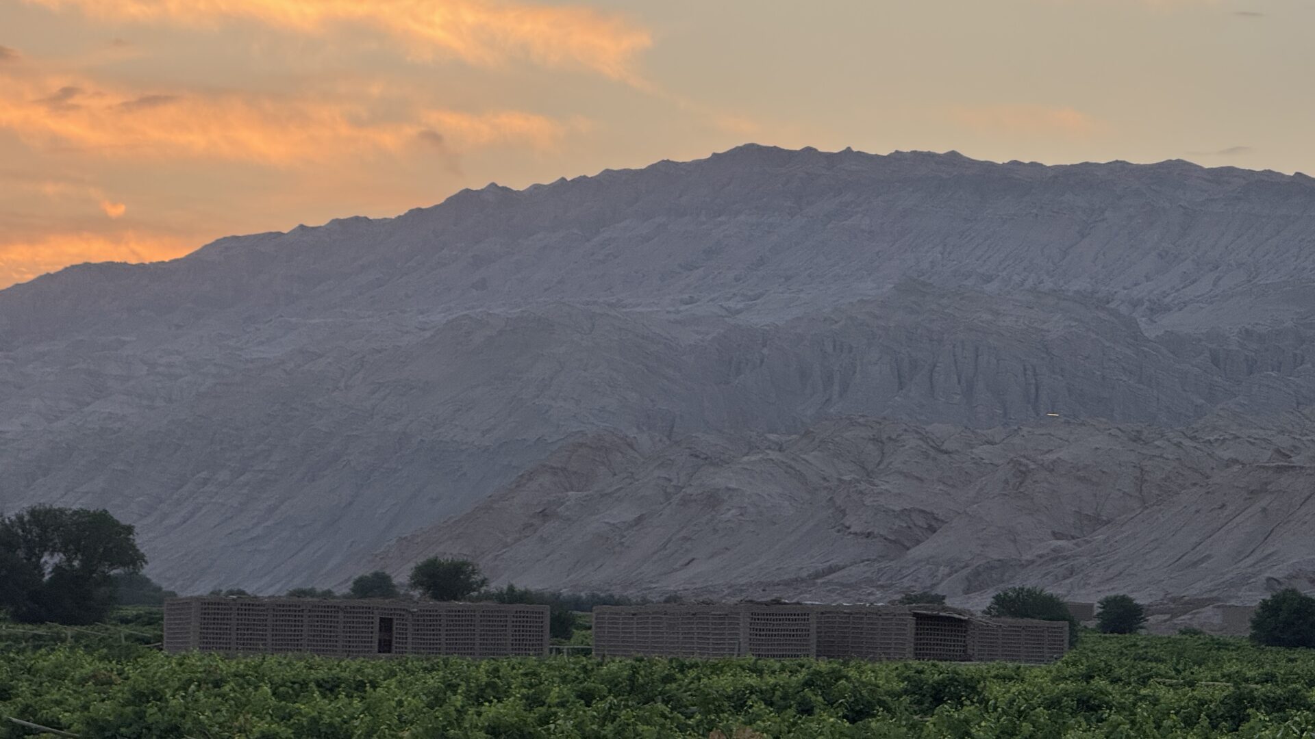 Shanshan — China's Hottest Town, With a Desert in It