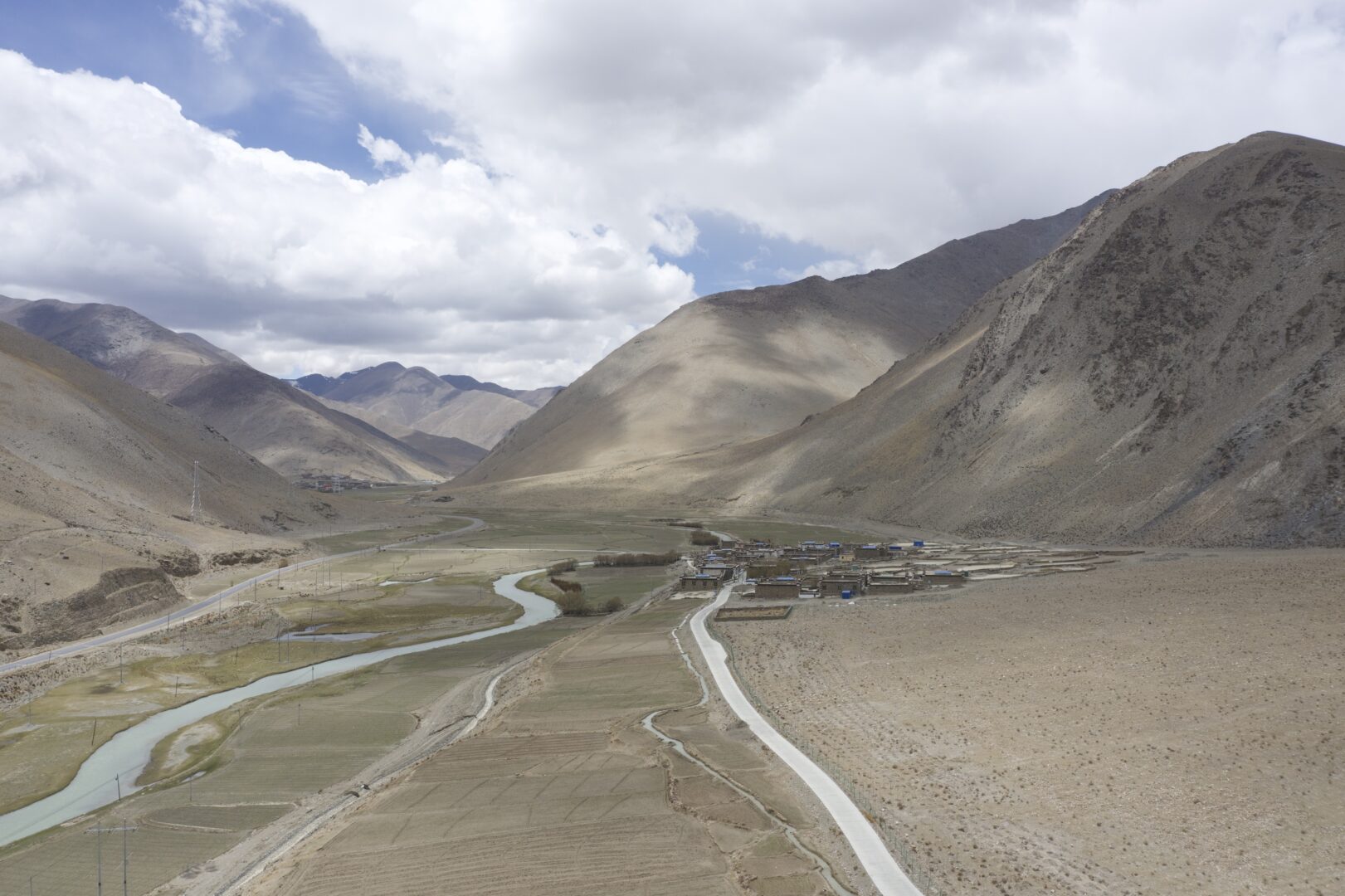 Tuiwa — A Village at 5,070 Metres