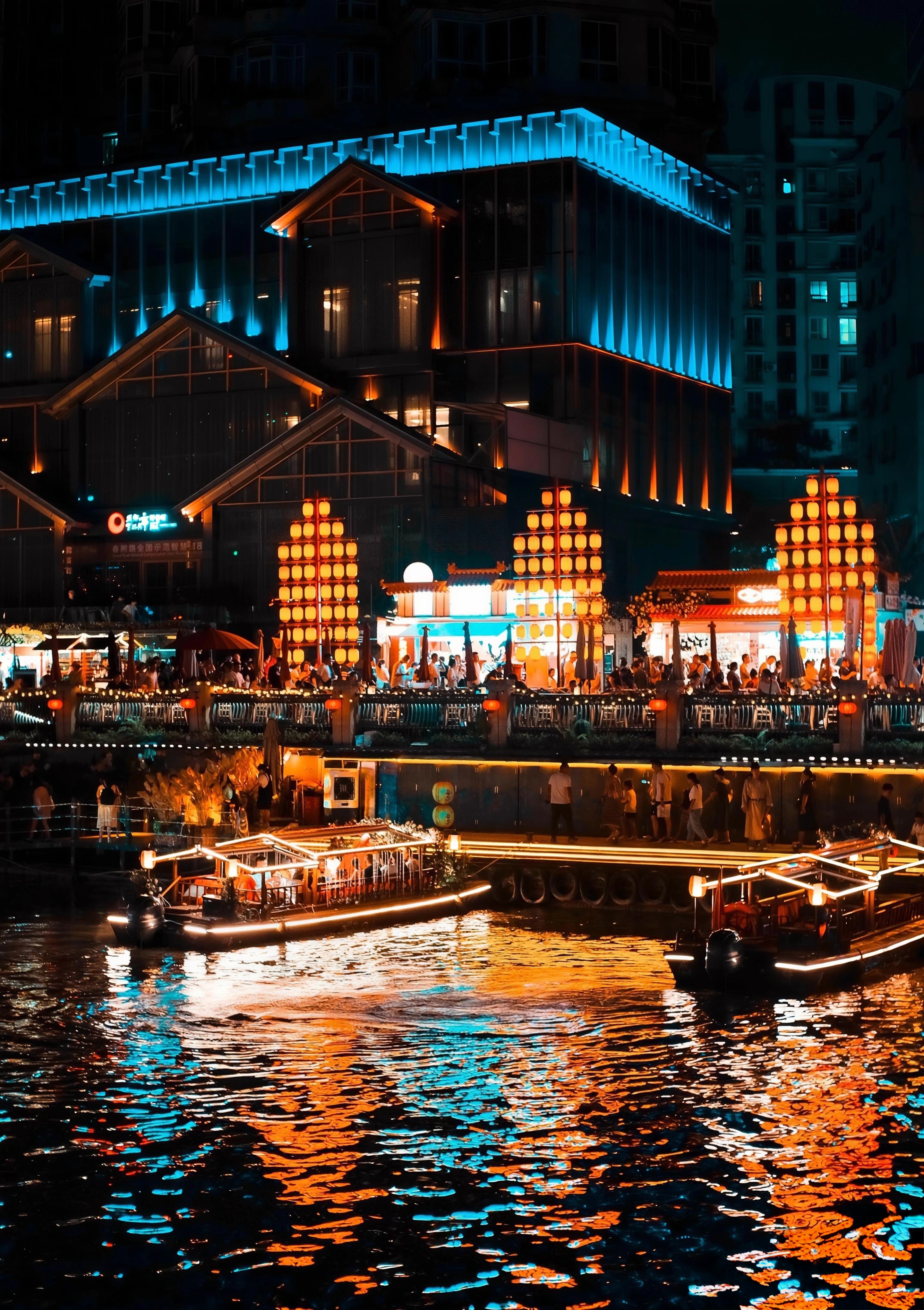 Jinjiang River Night Walk in Chengdu — Lights, Water, and the City After Dark