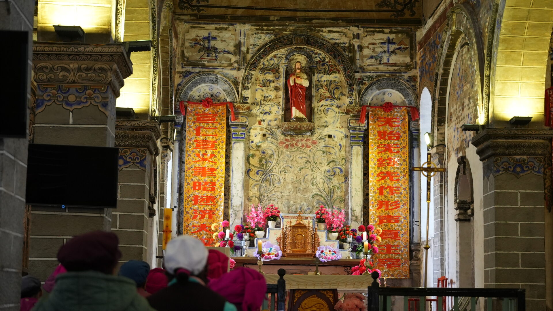 Cizhong — Tibetan Catholics and a French Vineyard