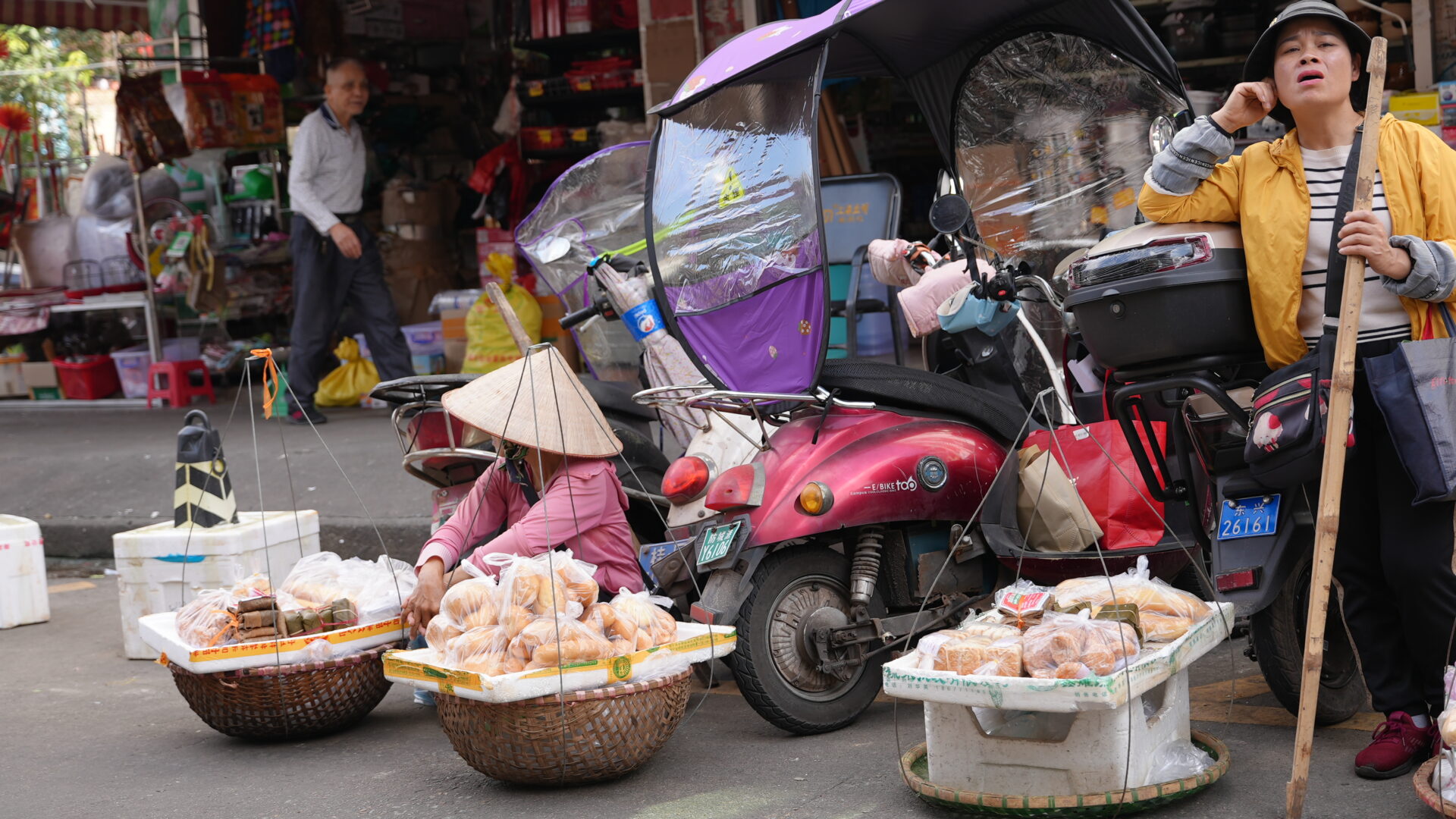 Dongxing — Walking Across a Bridge into Vietnam