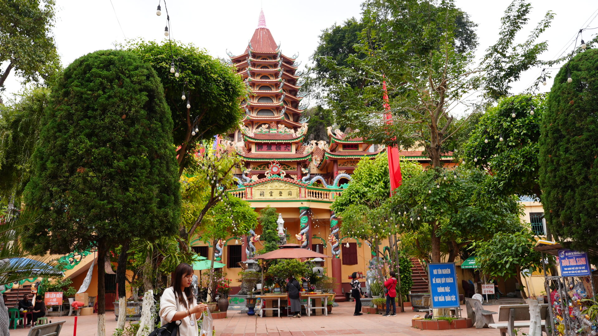 Dongxing — Walking Across a Bridge into Vietnam
