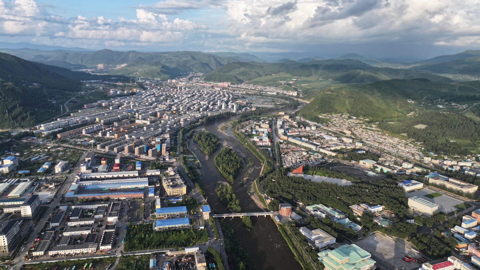 Dandong — Looking Into North Korea Across a River