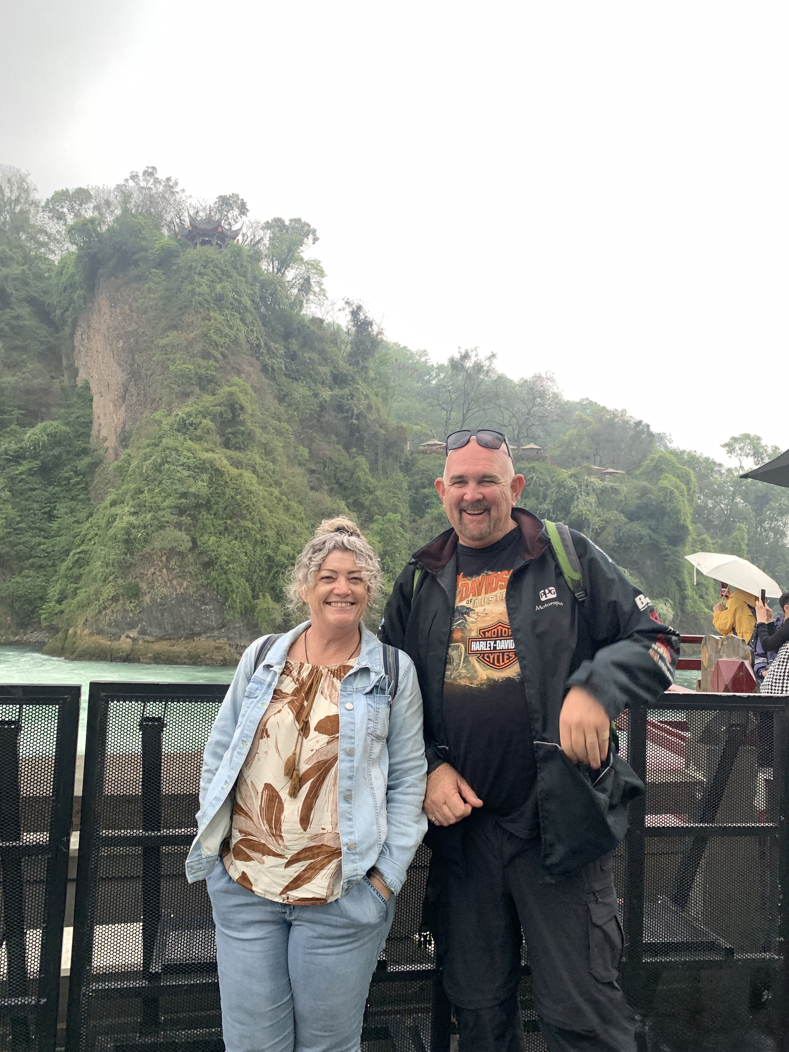 Private Half-Day Chengdu Panda Center Tour with Optional Volunteer