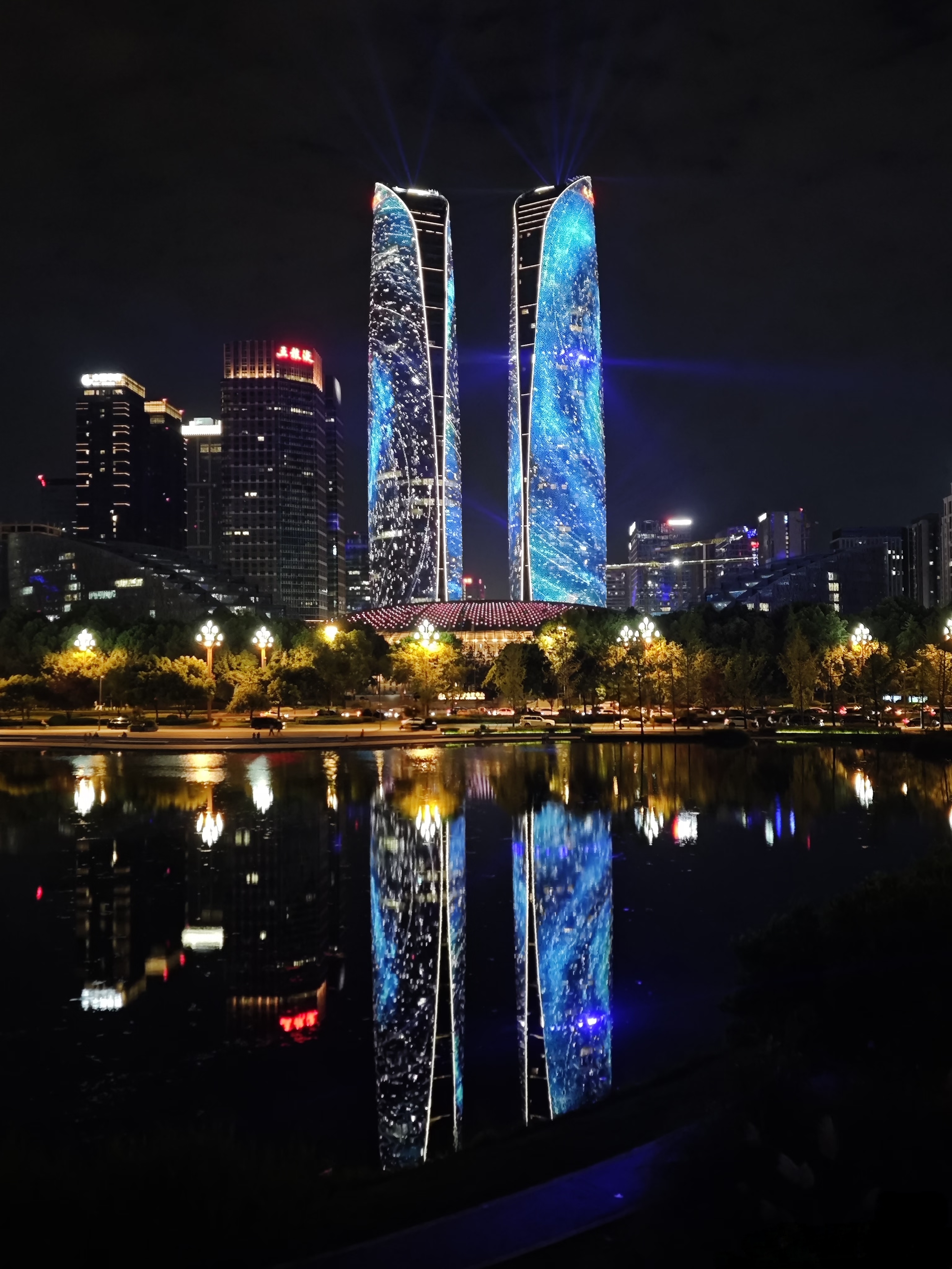 Chengdu Night Walk — Futuristic Financial City Skyline & Cyber Neon Glow