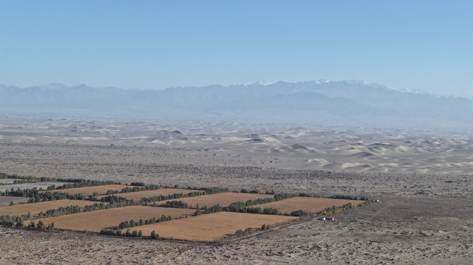 Crossing the Taklamakan — The World's Longest Desert Highway