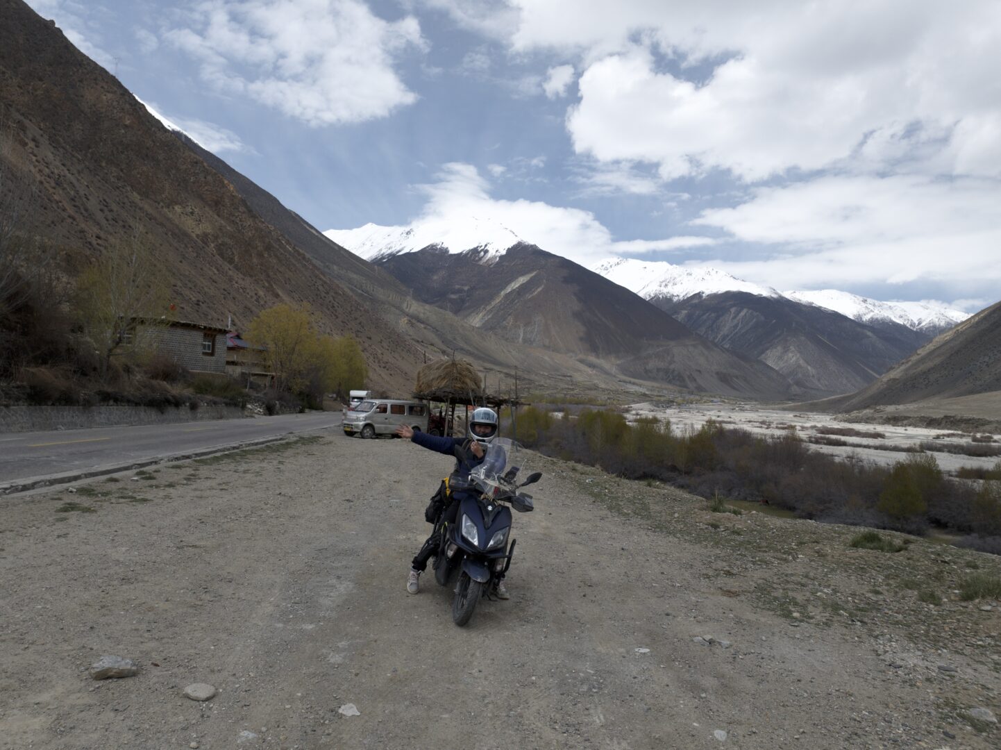 The Nu River Road — 72 Bends Down to the Salween