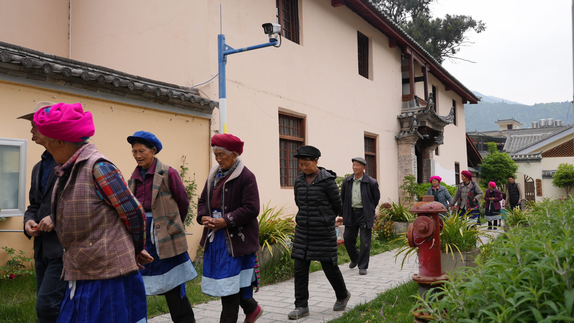Cizhong — Tibetan Catholics and a French Vineyard